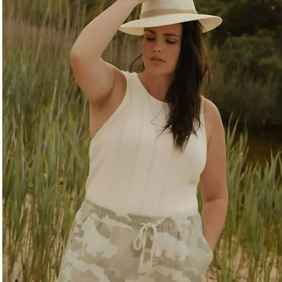 Anthropologie Tops - ANTHROPOLOGIE Robin Y2K Classic Casual Ribbed Knit Tank Top Cream Size XLP